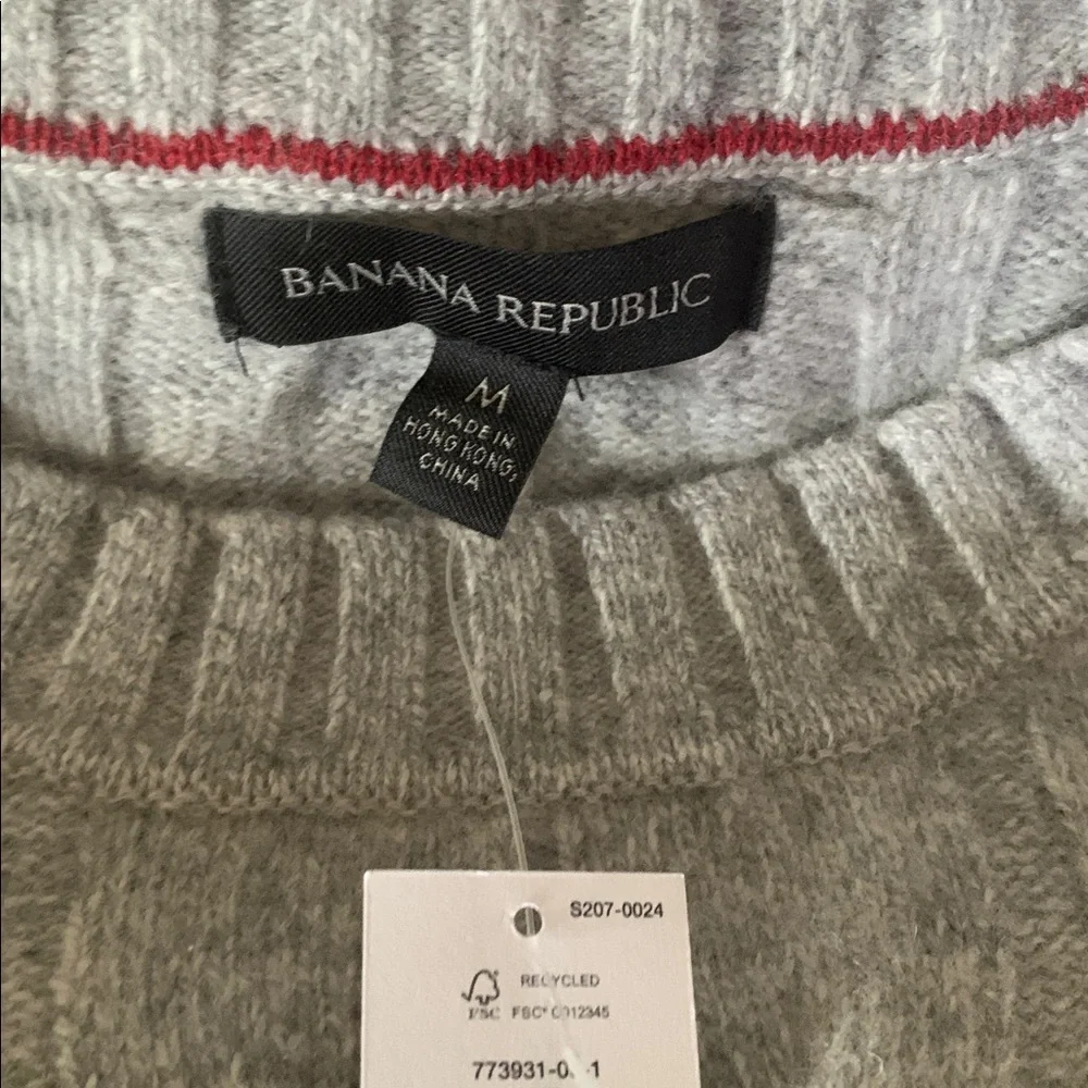 Banana Republic Light Gray Cable Knit Sweater SZ M - Picture 4 of 10